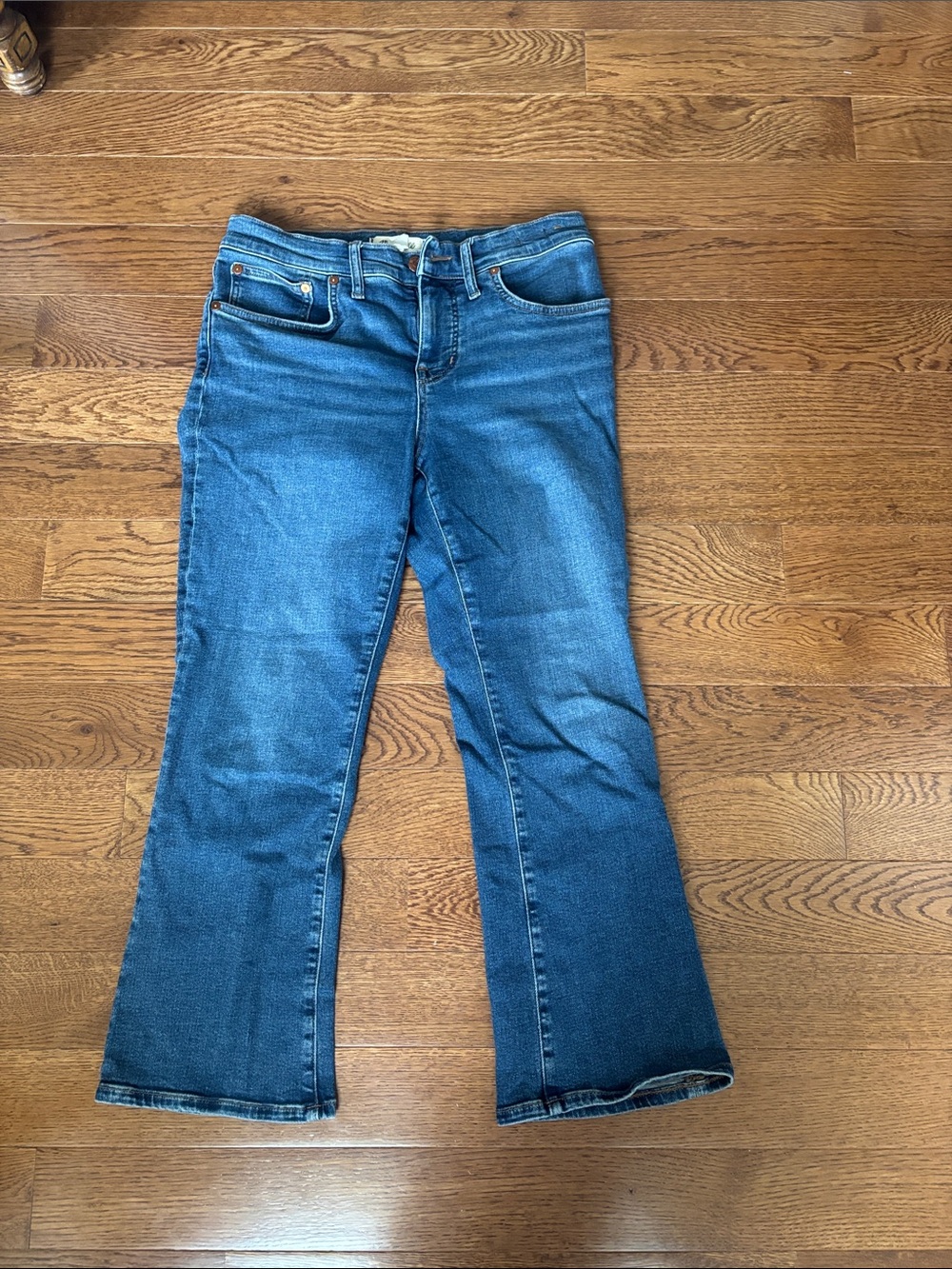 Madewell Mid Rise Kick Out Crop Jean